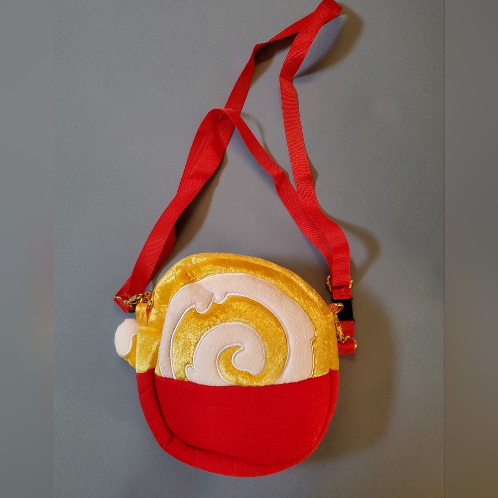 Winnie the pooh munching bag - Picture 2 of 2